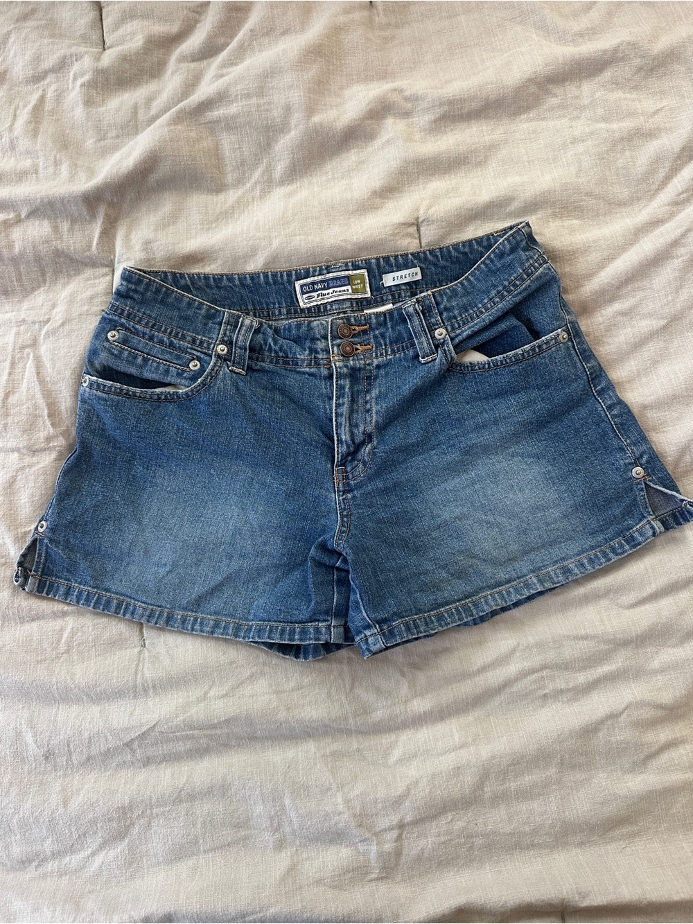 VTG Old Navy Low-Rise Women’s Jean Shorts - Cotton Stretch